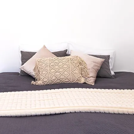 Mountain Gate, Magiczny Horyzont アパート