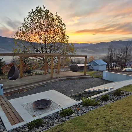 Mountain Gate, Magiczny Horyzont アパート