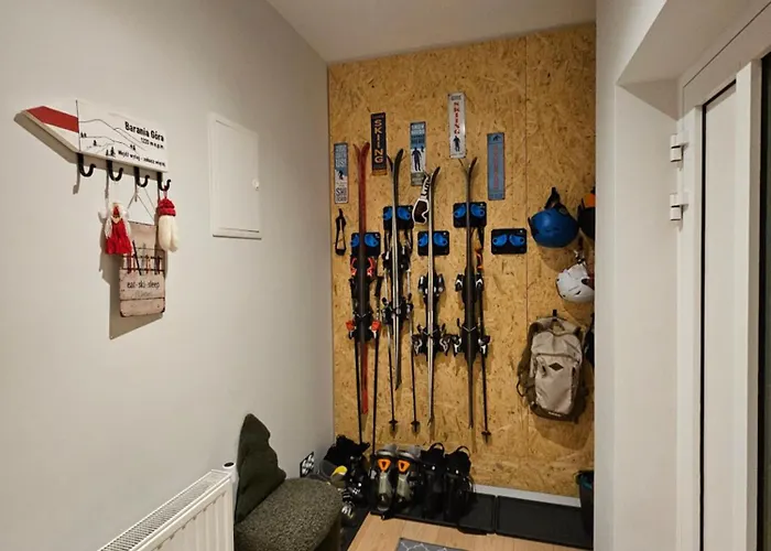 Mountain Gate, Magiczny Horyzont